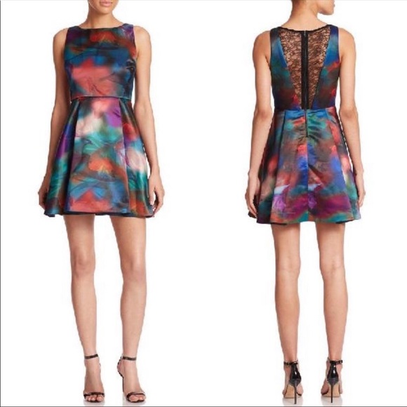 Alice + Olivia Belia Watercolor Lace Back Dress - Picture 1 of 14